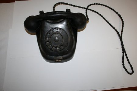 Telephone                               