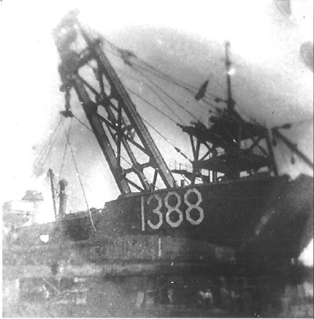 LCT-1388 Lifted by Crane