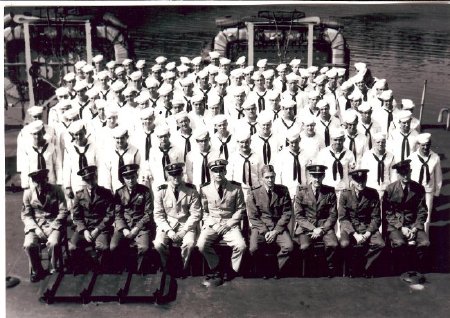 1944 LST-751 commissioning crew